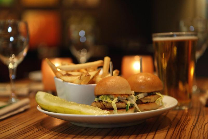 בית מלון כפרי Minneapolis Marriott Northwest