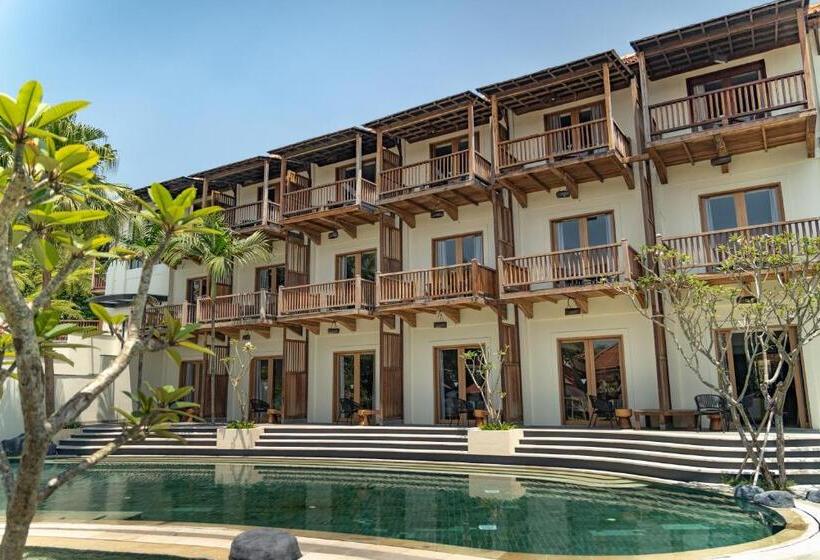 فندق Novus Giri Resort & Spa
