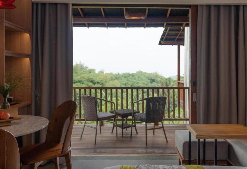 בית מלון כפרי Novus Giri Resort & Spa