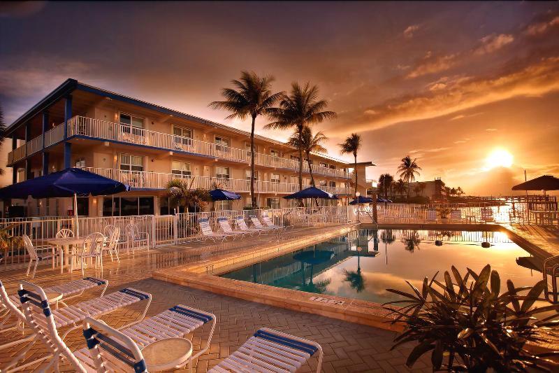 Glunz Ocean Beach Hotel And Resort