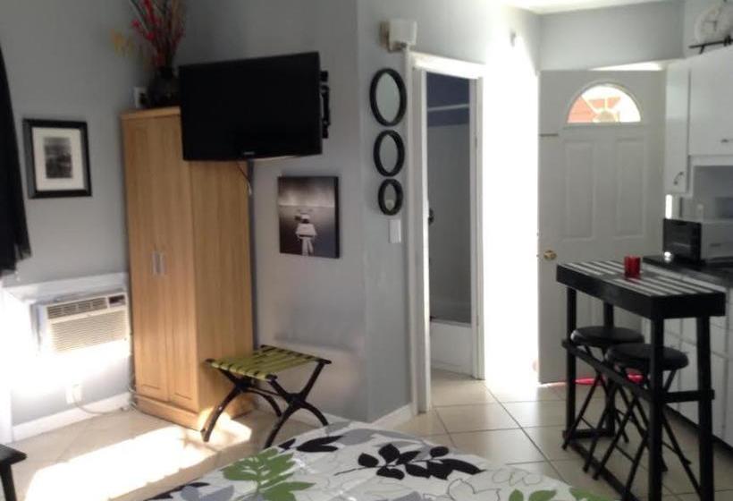 فندق Paradise Cove at Lemon Bay