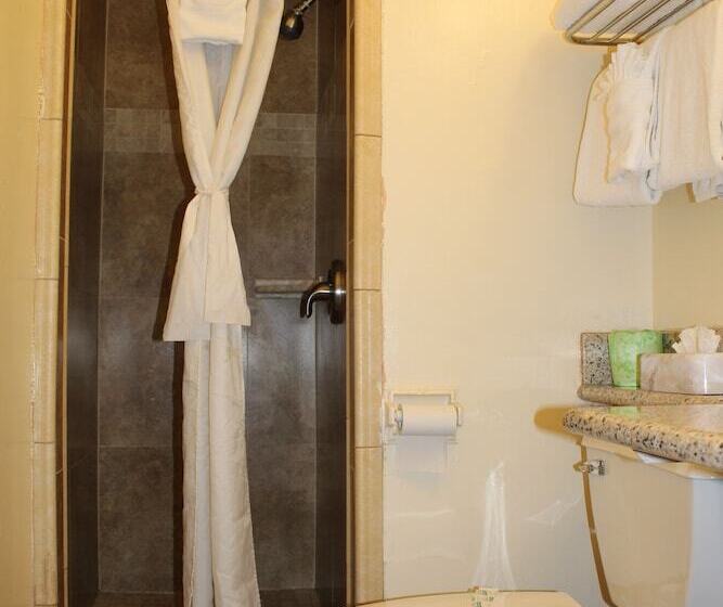 فندق Riverside Inn & Suites Santa Cruz