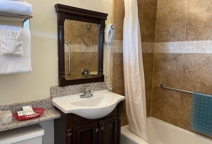 فندق Riverside Inn & Suites Santa Cruz