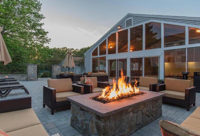 فندق Rockport Inn And Suites