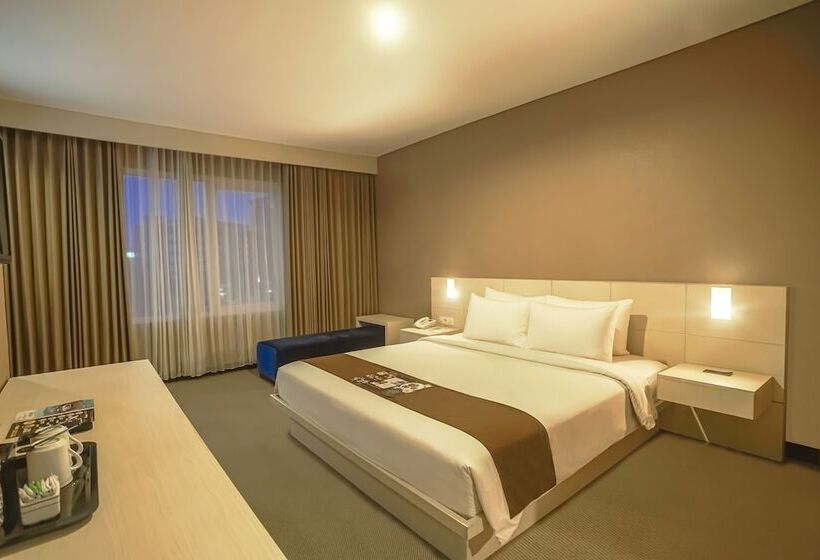 هتل Royal Regantris Cendana