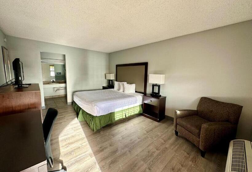 호텔 Silver Queen Inn