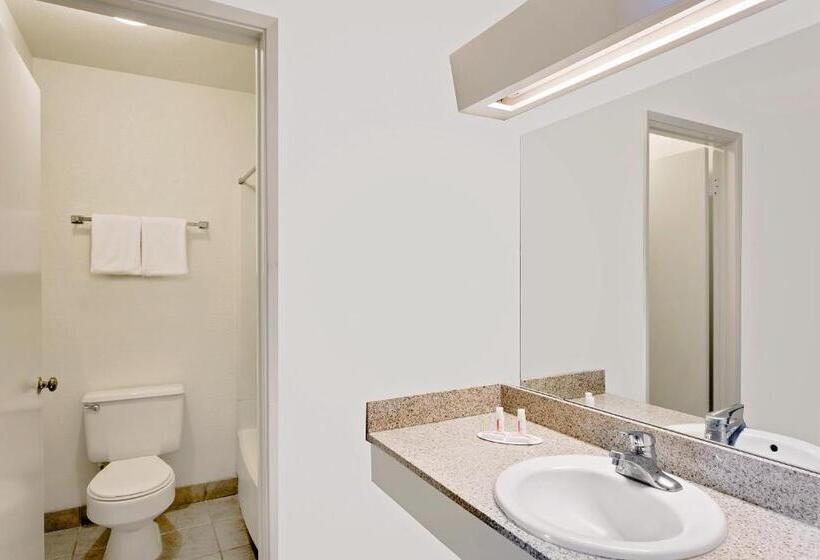 ホテル Silver Queen Inn