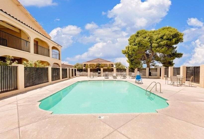 ホテル Silver Queen Inn