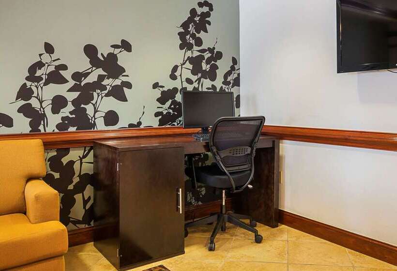 فندق Sleep Inn & Suites