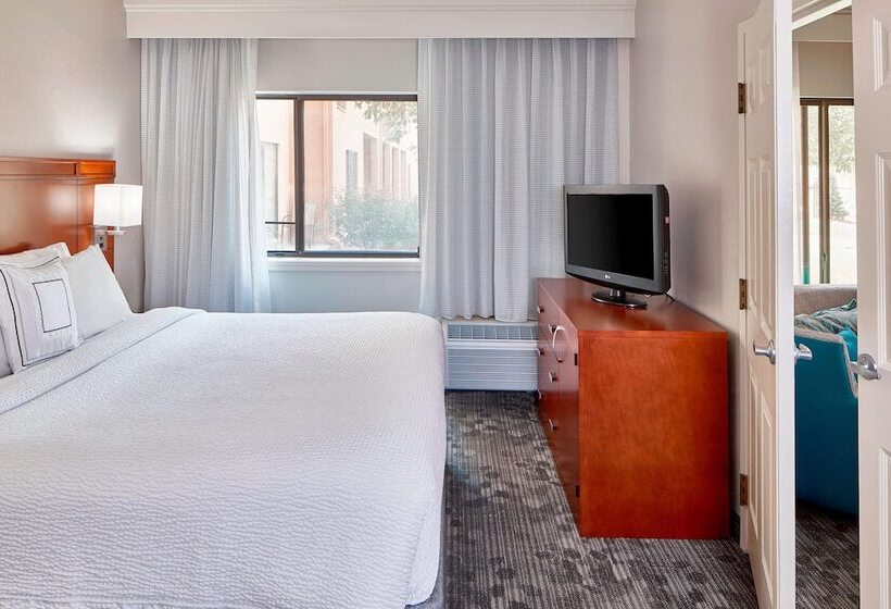 هتل Sonesta Select Raleigh Durham Airport Morrisville