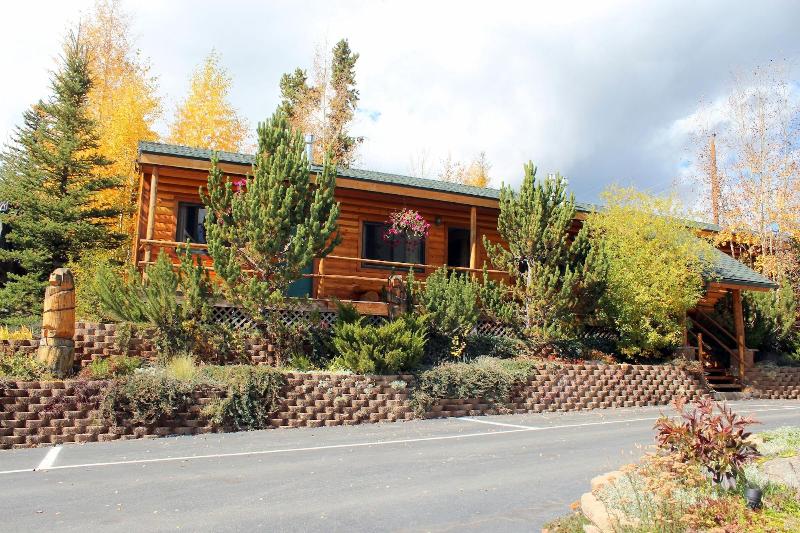 فندق Spirit Lake Lodge