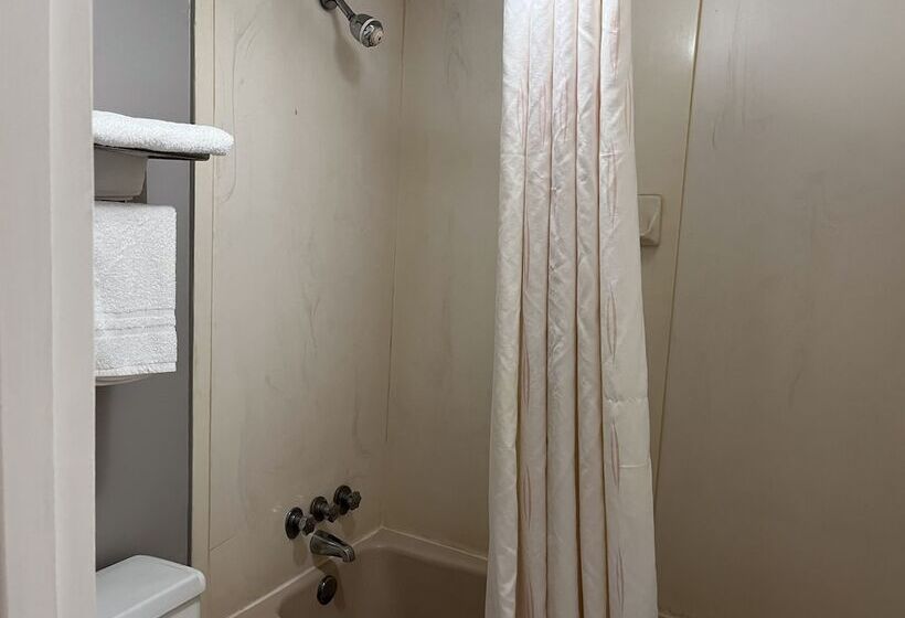 هتل Studio 6 Suites Perry, Ga