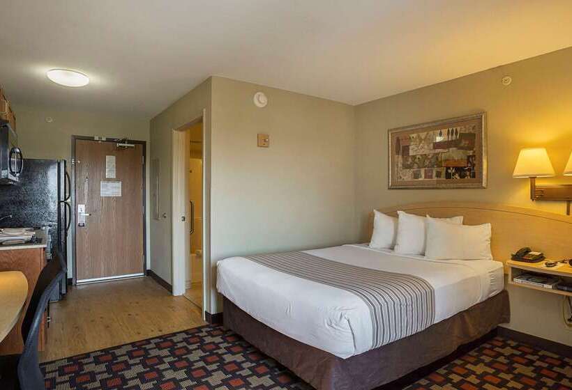 فندق Suburban Studios Clarksvillelouisville North