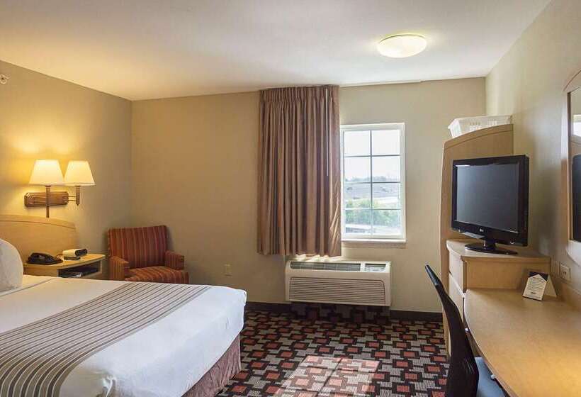 فندق Suburban Studios Clarksvillelouisville North