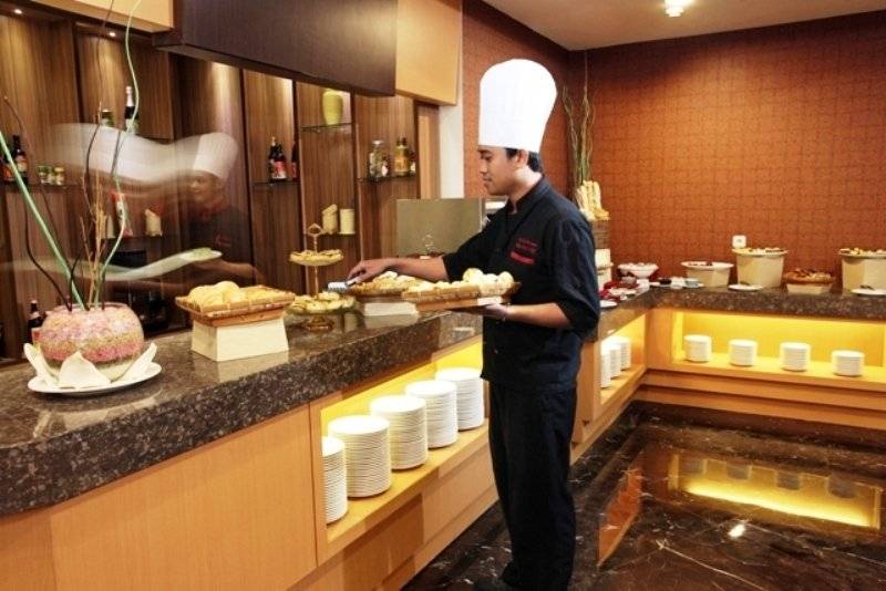 Отель Swiss Belinn Panakkukang