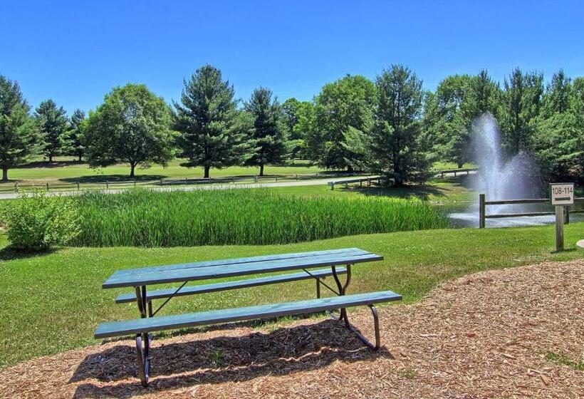 فندق The Legend Cottage Inn