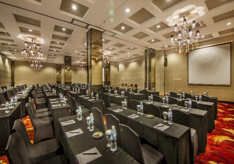 The Mirah Hotel Bogor