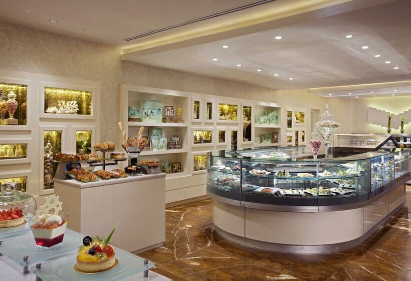 Отель The Mulia Bali