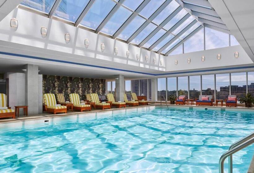 فندق The Opus Westchester, Autograph Collection