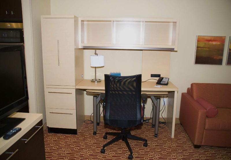 فندق Towneplace Suites Fayetteville Cross Creek