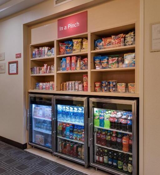 فندق Towneplace Suites Fayetteville Cross Creek