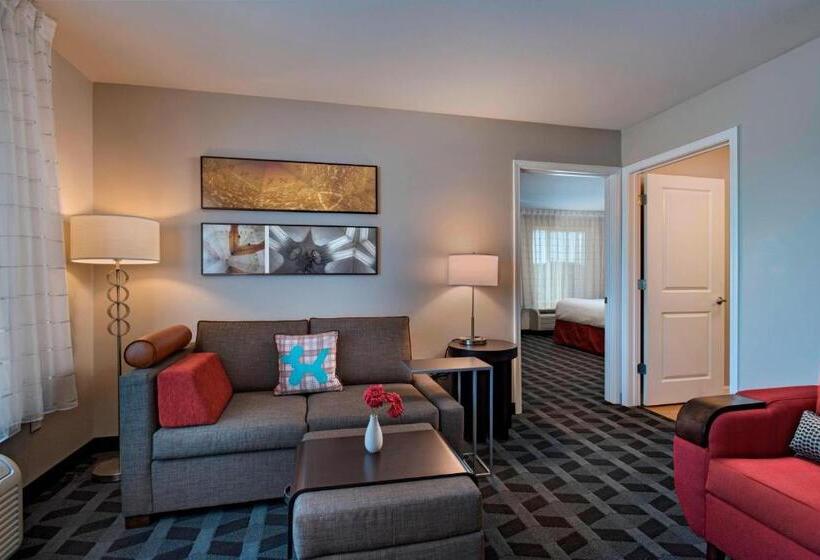 فندق Towneplace Suites Fayetteville Cross Creek