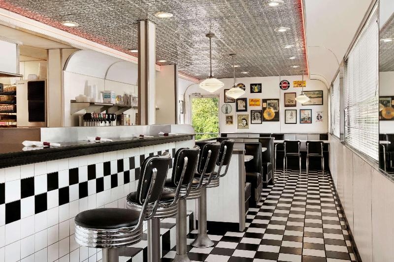 فندق Travelodge By Wyndham Low Moor Near Covington