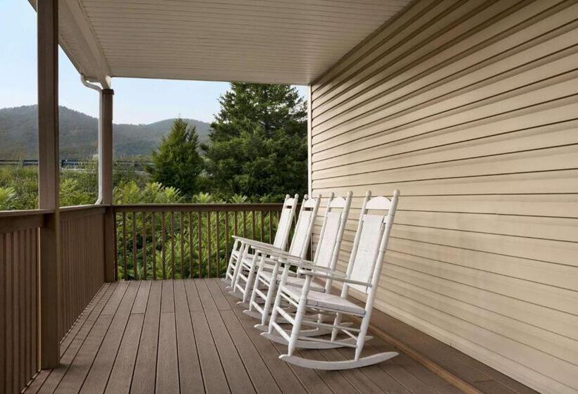 فندق Travelodge By Wyndham Low Moor Near Covington