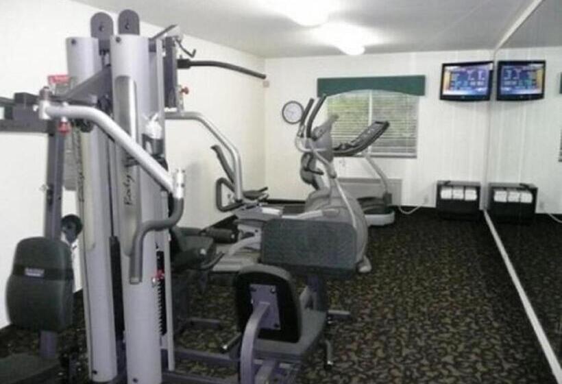 فندق Travelodge By Wyndham Low Moor Near Covington