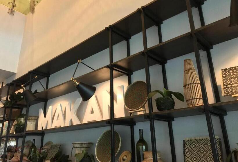 Tune Hotels   1 Borneo, Kota Kinabalu