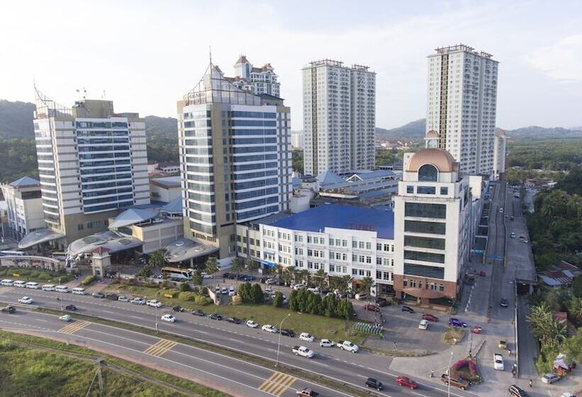 Tune Hotels   1 Borneo, Kota Kinabalu