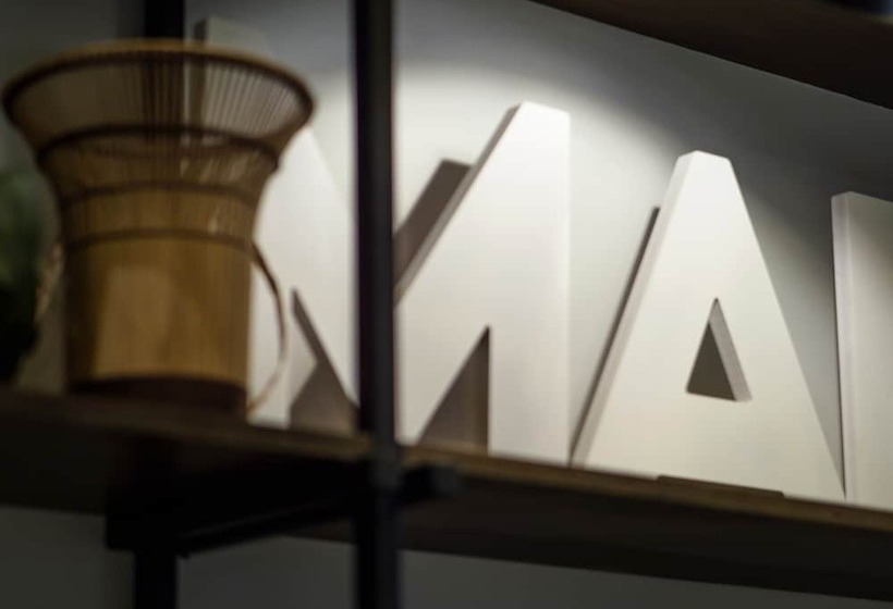 Tune Hotels   1 Borneo, Kota Kinabalu