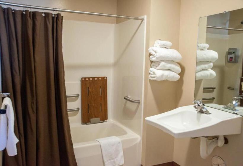 فندق West Bank Inn