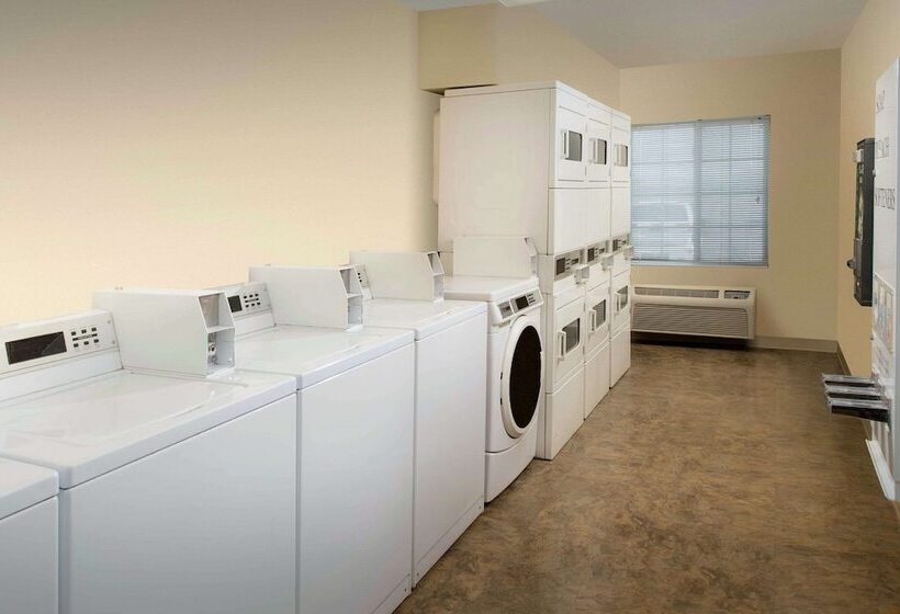 酒店 Woodspring Suites Omaha Bellevue, An Extended Stay