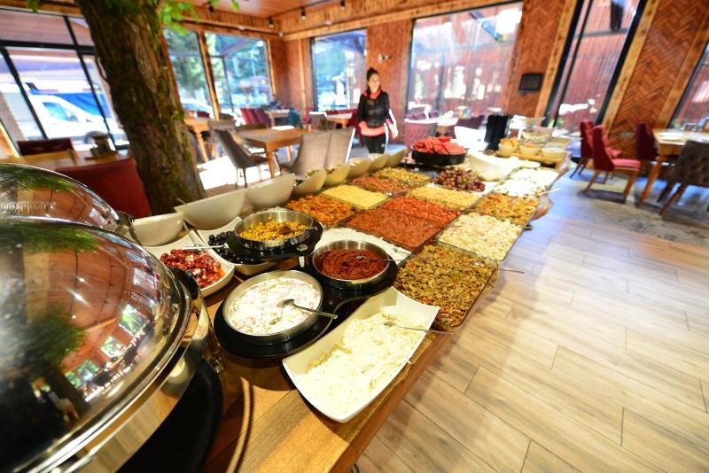 ホテル Inan Kardesler