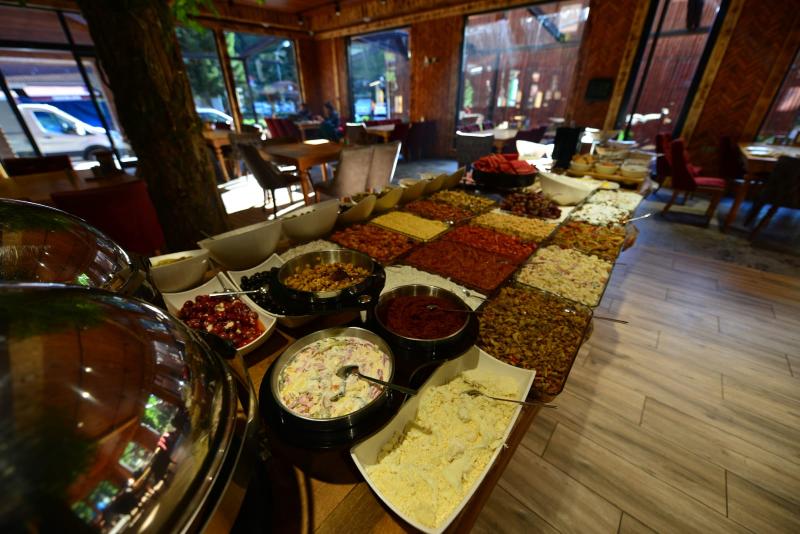 ホテル Inan Kardesler