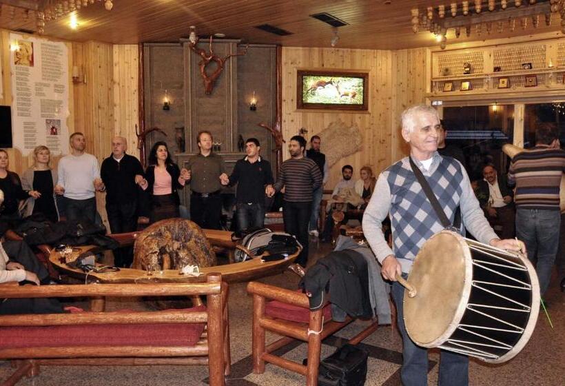 ホテル Inan Kardesler