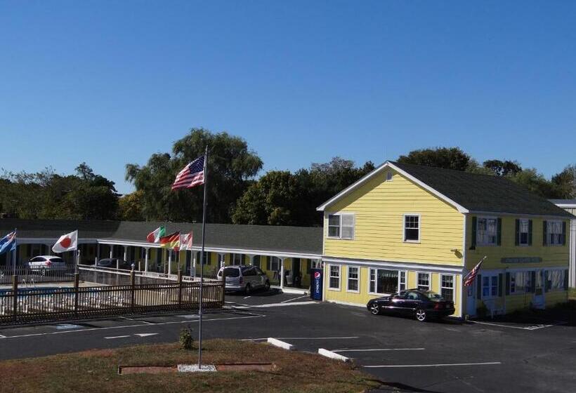 Jonathan Edwards Motel