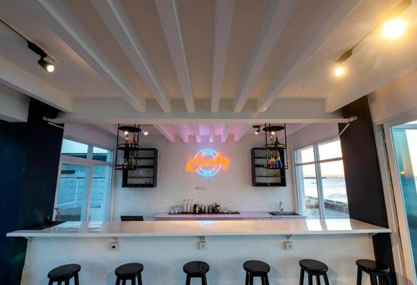 Kristal Hotel Kupang