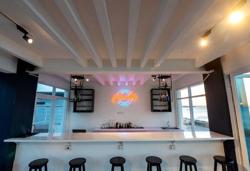 Kristal Hotel Kupang