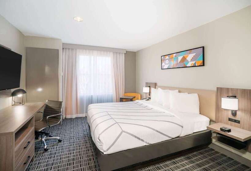 La Quinta By Wyndham Montgomery