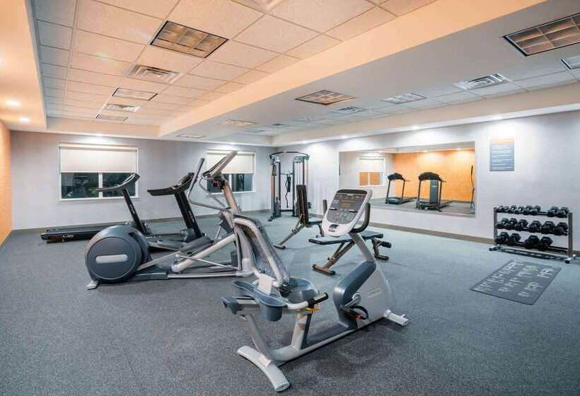 La Quinta By Wyndham Montgomery