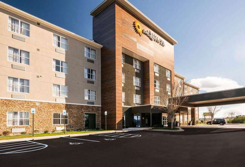 La Quinta By Wyndham Montgomery