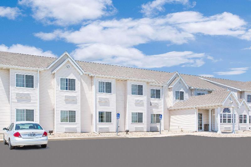 Microtel Inn & Suites By Wyndham Colfax