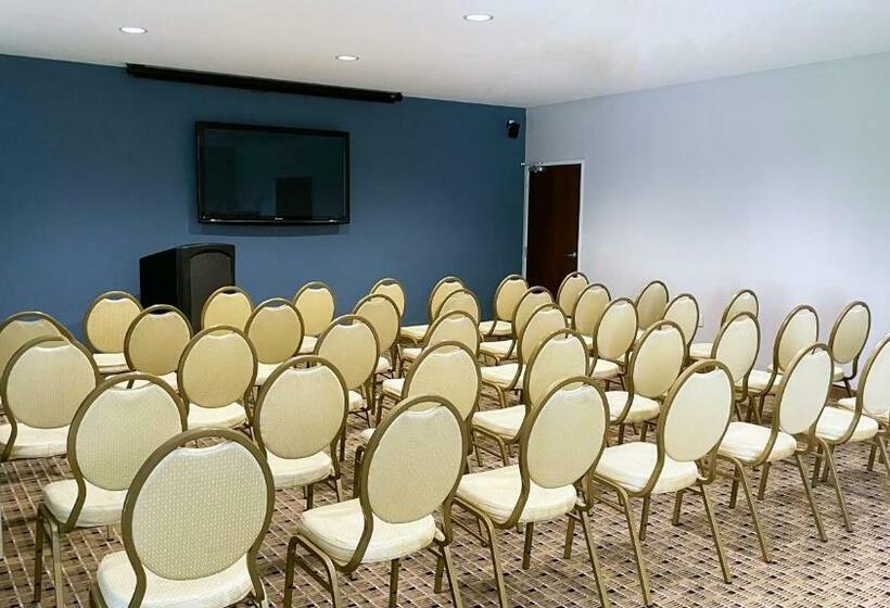 Microtel Inn & Suites By Wyndham Michigan City