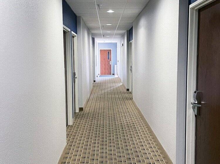 Microtel Inn & Suites By Wyndham Michigan City