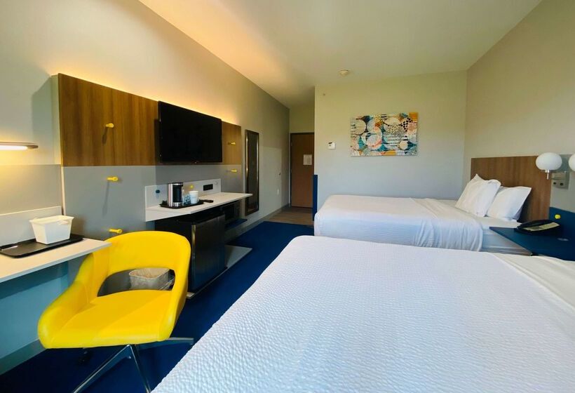 Microtel Inn And Suites By Wyndham