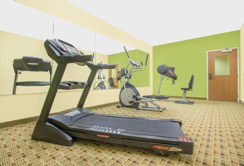 Microtel Inn & Suites By Wyndham Tuscumbia/muscle Shoals