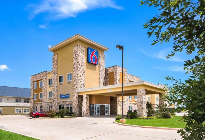 Motel 6 Mineral Wells, Tx