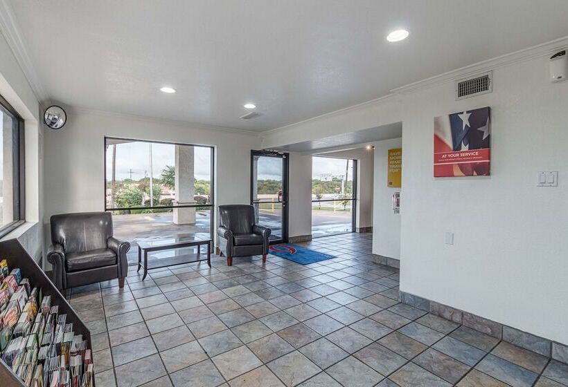 Motel 6 Lancaster, Tx  Desoto  Lancaster